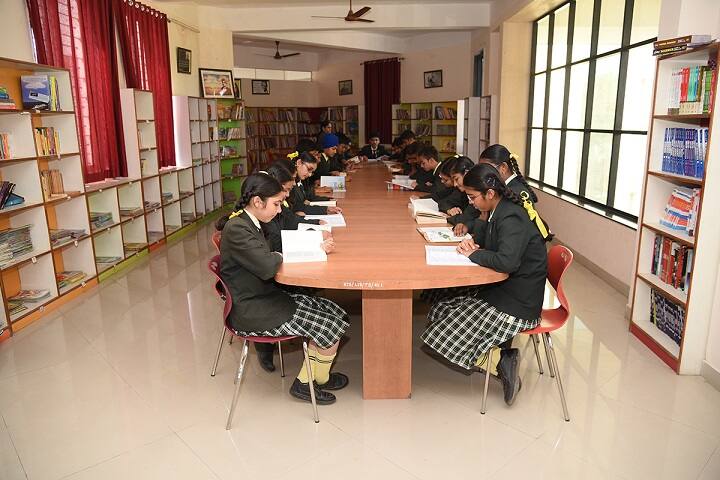 Rainbow International School - Library