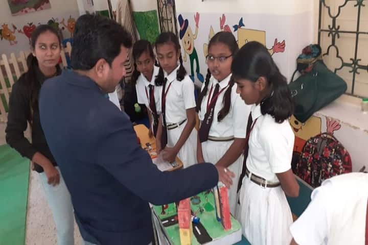 Ramabai Deshmukh Public School-Science Exhibition