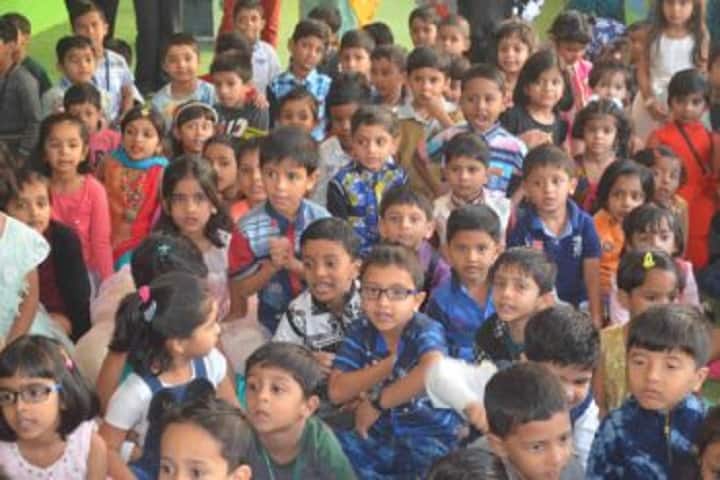 Rajendra Institute of Medical Science International School-Christmas Celebration