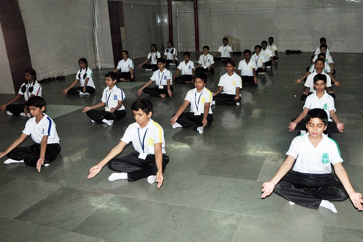 Rizvi Springfield School-Yoga Class