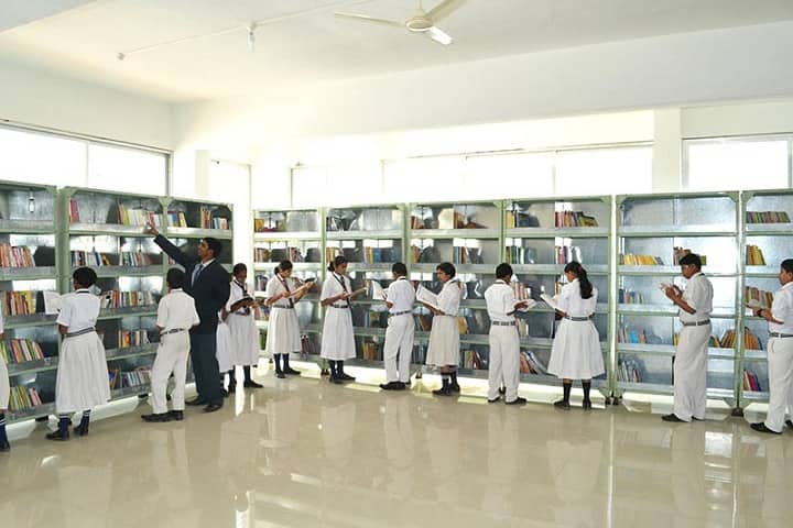 Sadhvi Preetisudhaji International School-Library