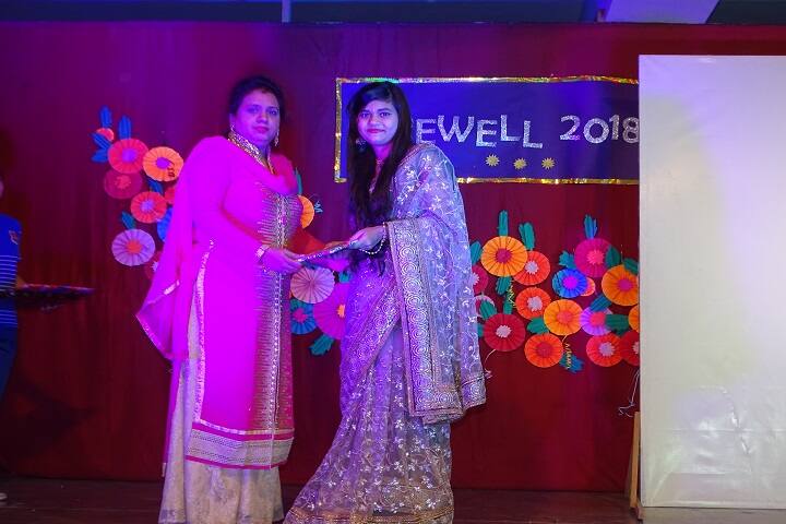 Sheth Karamshi Kanji English School-Prizes