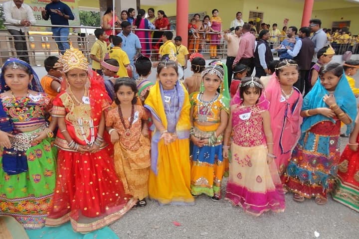 Shinde International School-Festival Celebration
