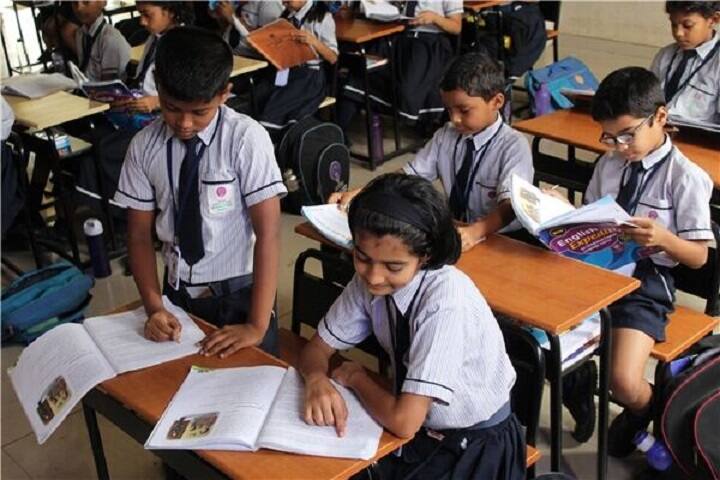 Shri Adgonda Babgonda Patil English School-Classroom