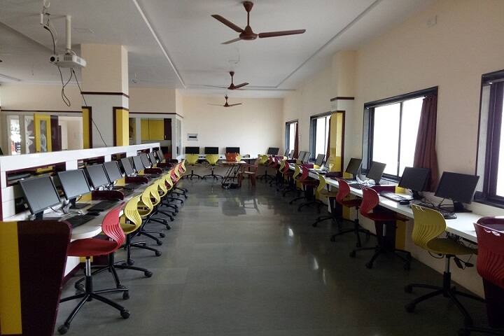 Shri Mahavir English Medium School-Computer Lab