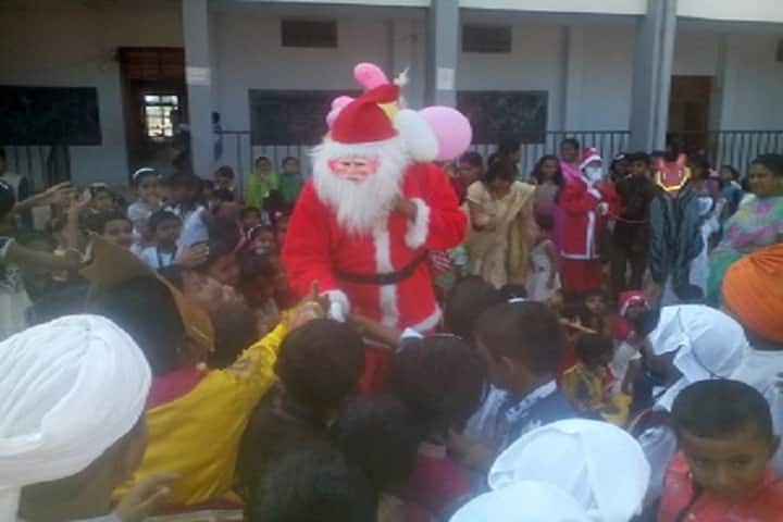 Siddharth Public School Jath-christmas celebrations