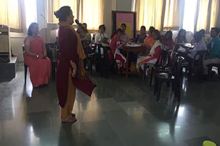 Sinhgad City School-Staff Meet