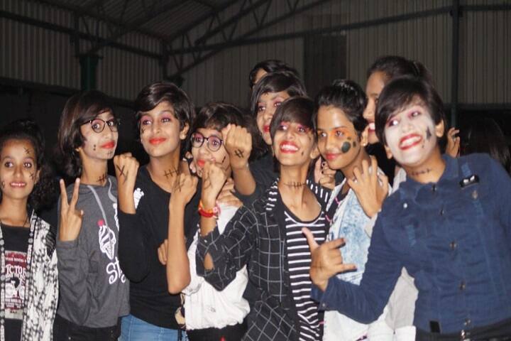 Smita Patil Public School-Face Painting