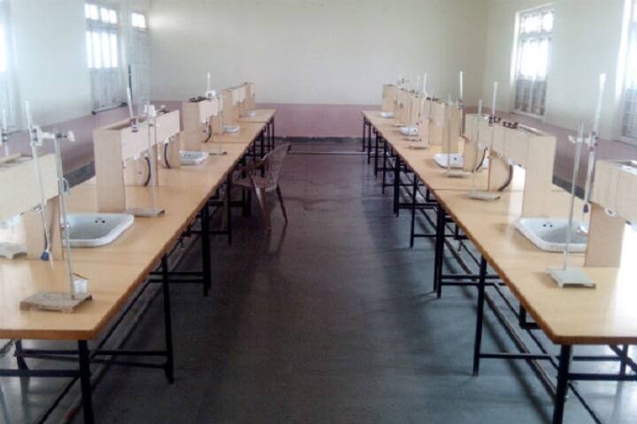 Smt Prayag Karad English Medium High School-Chemistry Lab