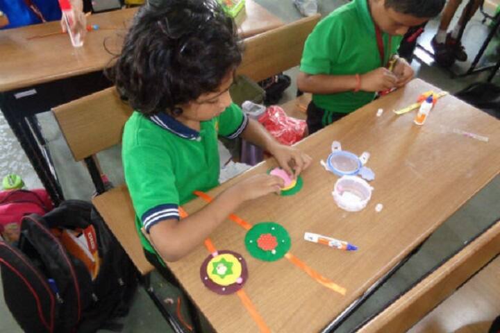 Smt Prayag Karad English Medium High School-Rakhi Making Competitions