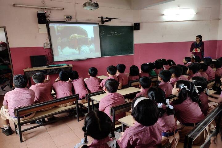 St XavierS High School-Classroom smart