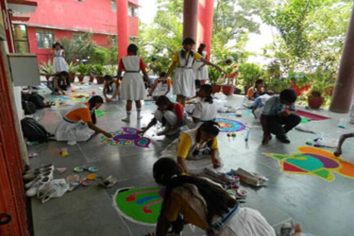 Swami Awadheshanand Public School-Rangoli