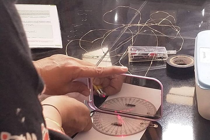 Takshila School-Physics Lab Experiment
