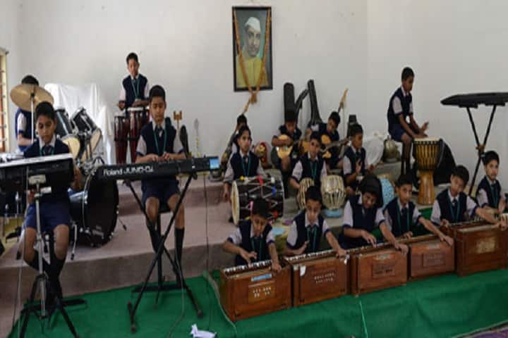 The Greenfingers School-Music Room