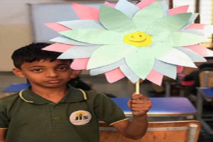 The Jain International School-Flower Making Competitions