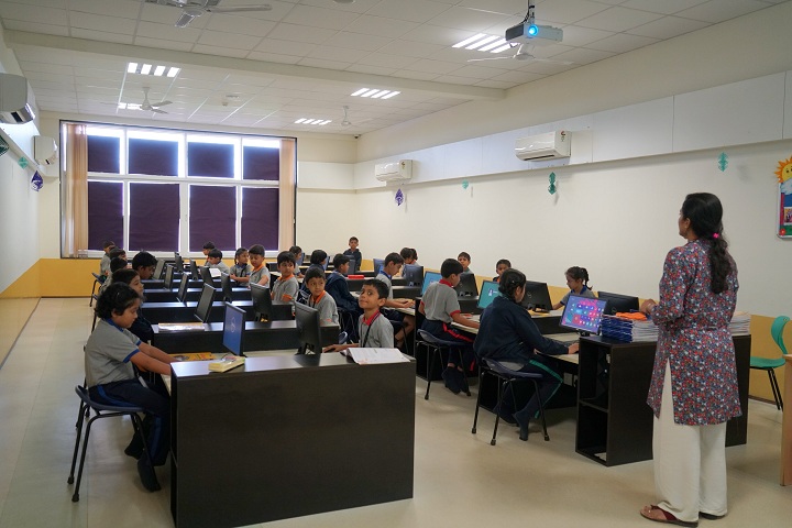 The Kalyani School-Smart Class