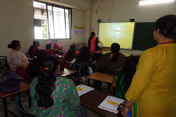 The Lexicon International School Kalyaninagar-Smart Classes