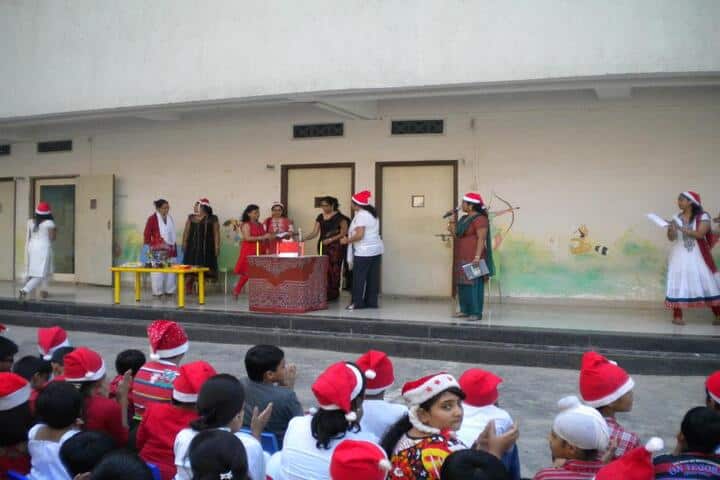 U S English Academy-Christmas Celebration