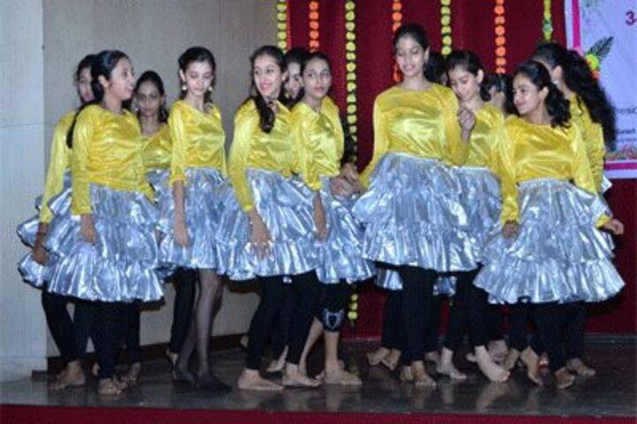 V.P.Ms B.R.Tol English High School-Dance