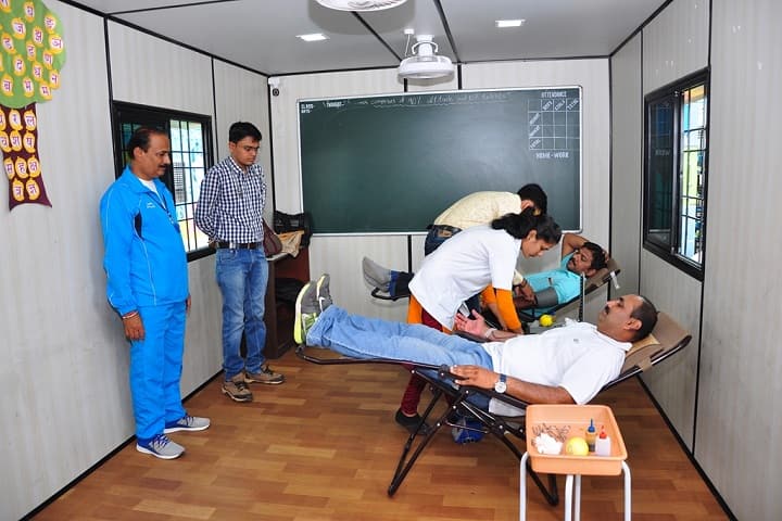 Yashshree Academy-Medical Checkup
