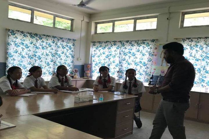 "Captian Williams School-Lab"