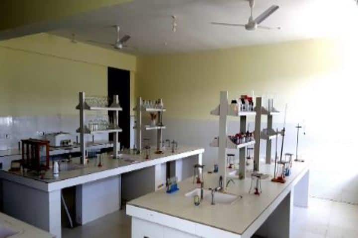 CMCL Vidya Bharati School-Chemistry Lab
