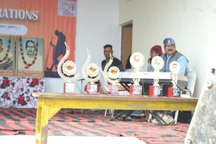 Dhruv Urmila Vidyapeeth-Awards