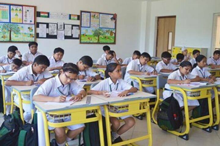 Delhi Public School Khanapara-Class Room