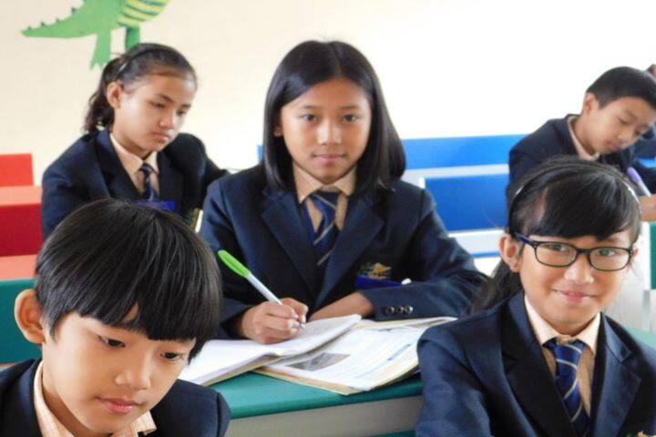 Dmi St Joseph Global School-Classroom