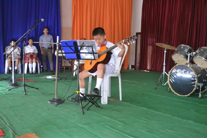 Hollo Toli School-Musical Piece Competition
