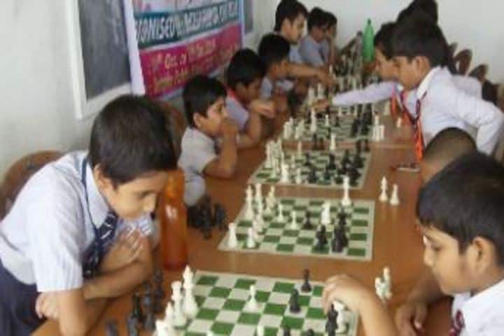 Dolphin Public School-Indoor Games