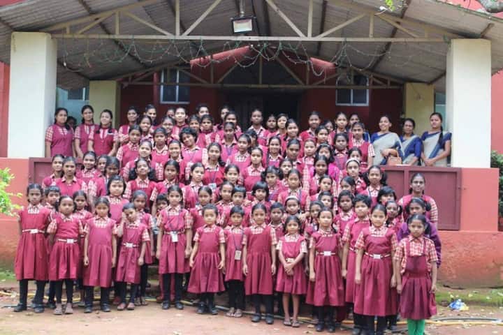 Anand Niketan School-Students Group Photo
