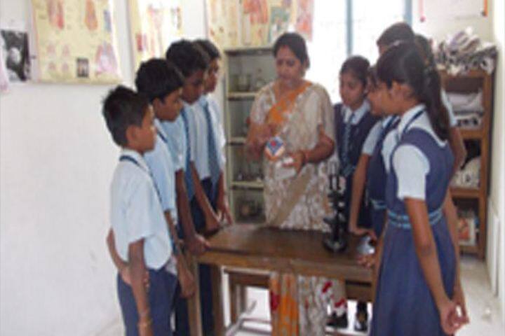 Cement Nagar English Medium School - Science lab