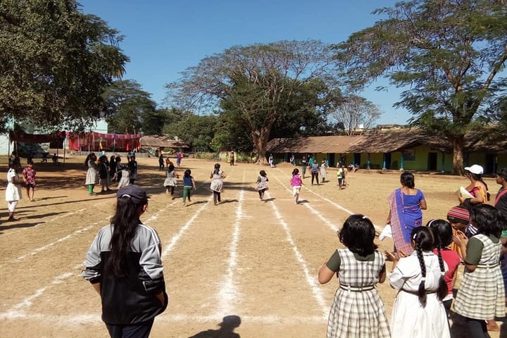 Dayanand Anglo Vedic Model Senior Secondary School - Running