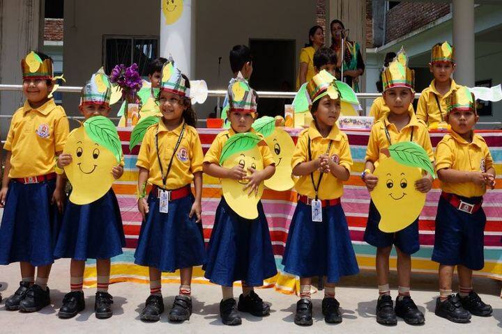 Dr D Y Patil Pushapalata Patil International School-Fancy Dress