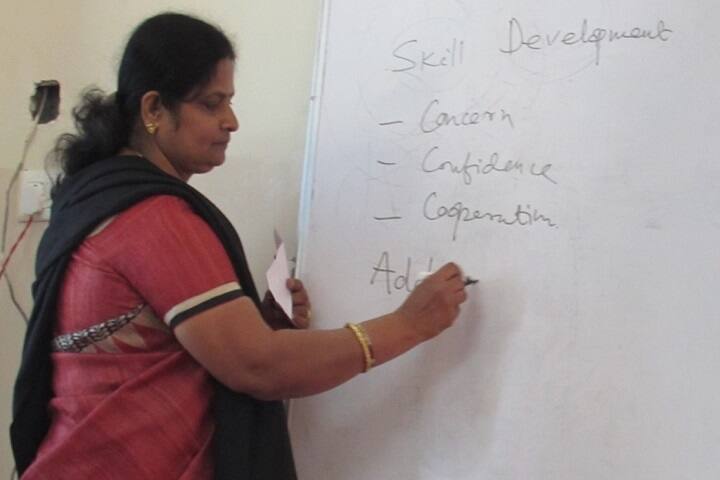 Ghanshyam Hemlata Vidya Mandir-Skill Development Programme