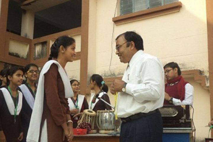 Dr Dukhan Ram Dav Public School-Music
