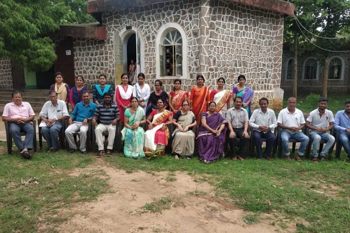 Green Field School-Staff Group Photo