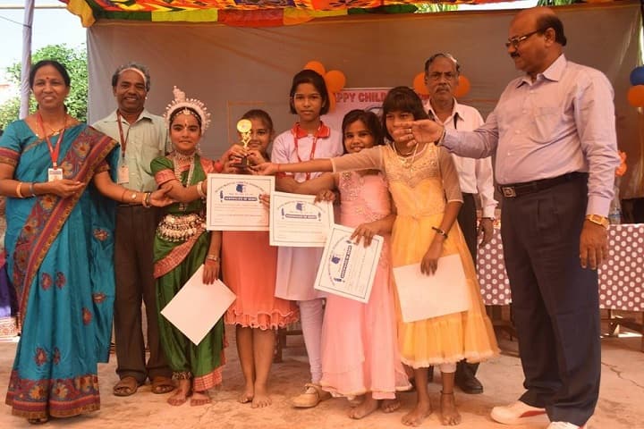 Guidance English Medium School-Felicitation