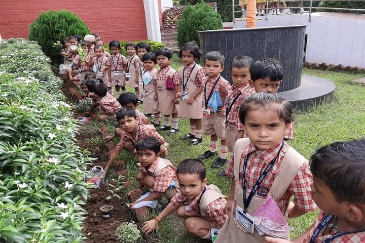 Guru Nanak Public School-Plantation Day