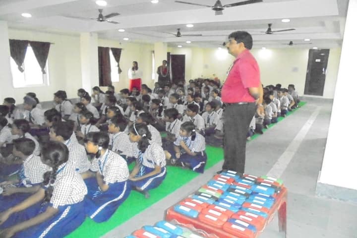 Guru Nanak Public School-Eye Checkup