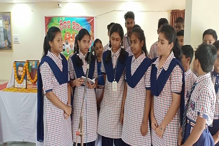 Guru Nanak Public School-Singing