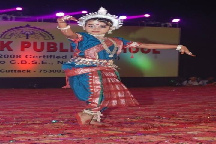 Guru Nanak Public School-Traditional Dance