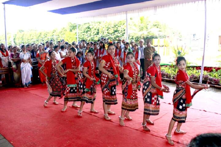 Hi Tech Public School-Dance