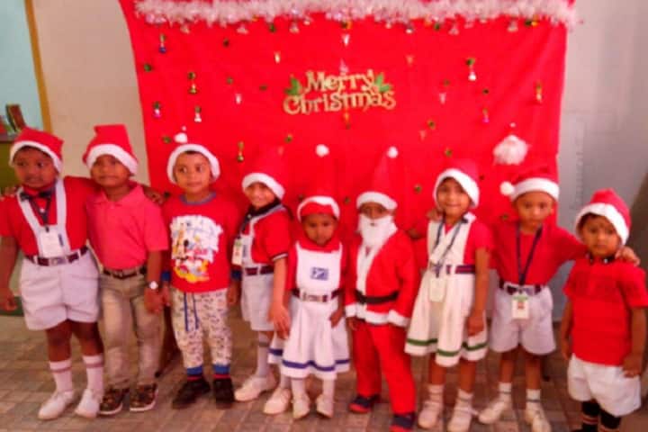 Hi Tech Public School-Christmas Celabrations