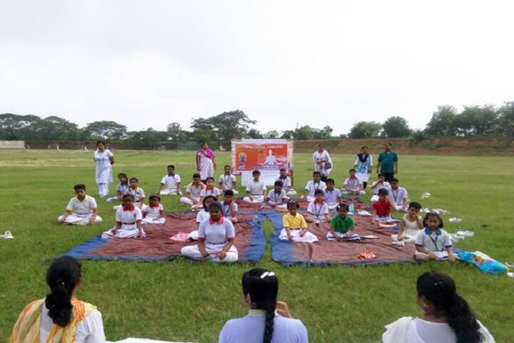 Hi Tech Public School-Yoga