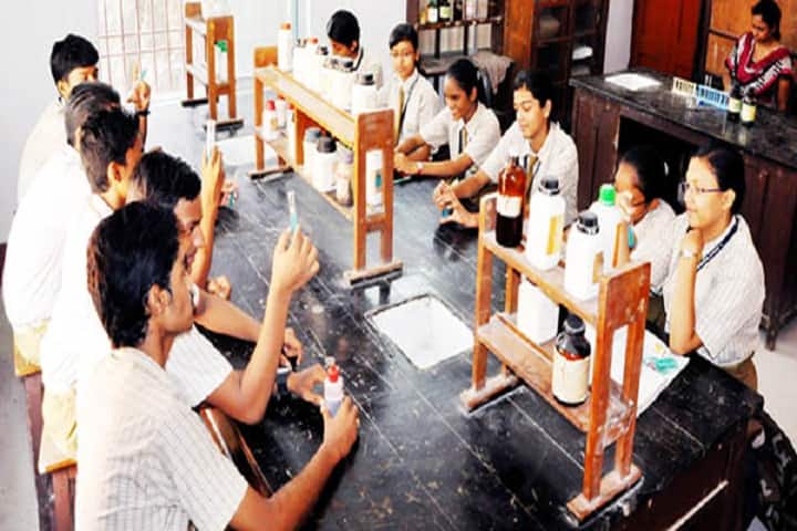 Johari Mall High School-Chemistry Lab