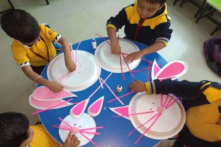 Krishnamurty World School-Art-Craft1