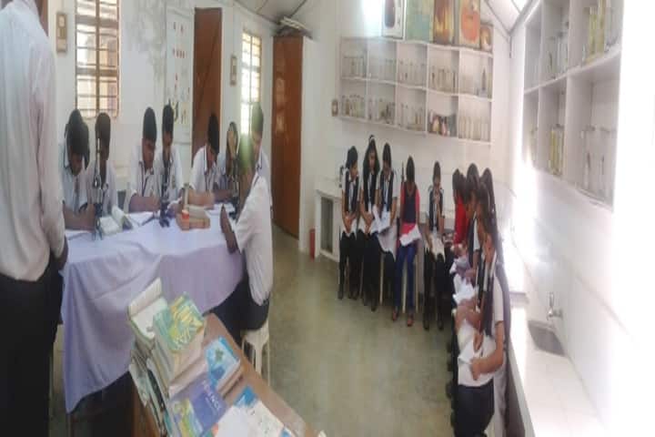 Lakshmipat Singhania Public School-Biology Lab