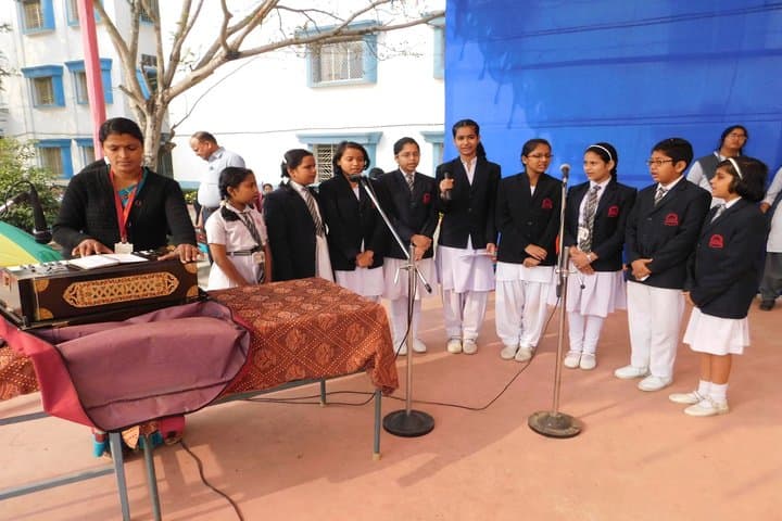 Modern Public School-Singing